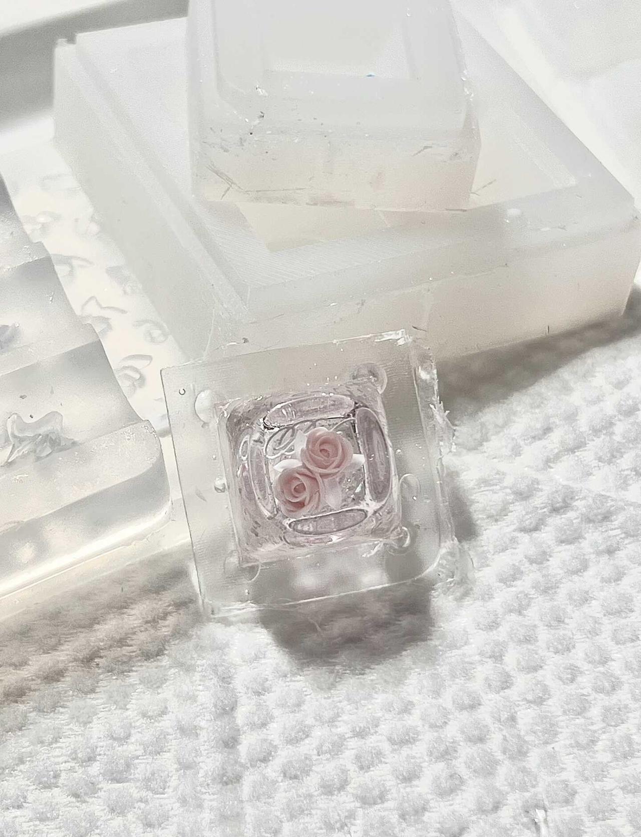 每天都在搓一些美萌之物……
每天都要晒键盘 自制键帽 键帽