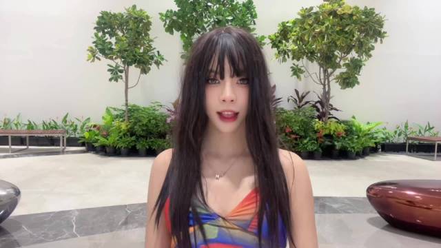 万买顶配 SUV？昊铂 HL 增程版免费充