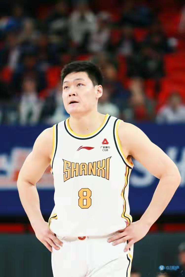 CBA常规赛，山西92-88战胜山东。本场比赛，张宁表现出色。他出战42分钟半，