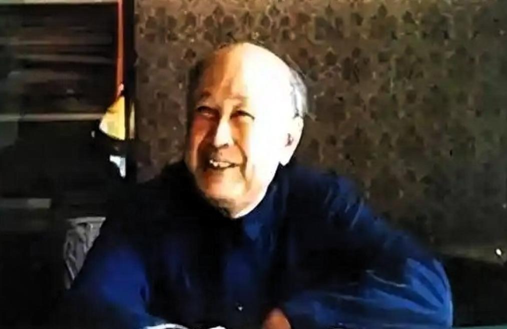 台湾评论员唐湘龙说，这次伊朗事件，更加印证了钱学森说的那段话:“如果有一天，原子