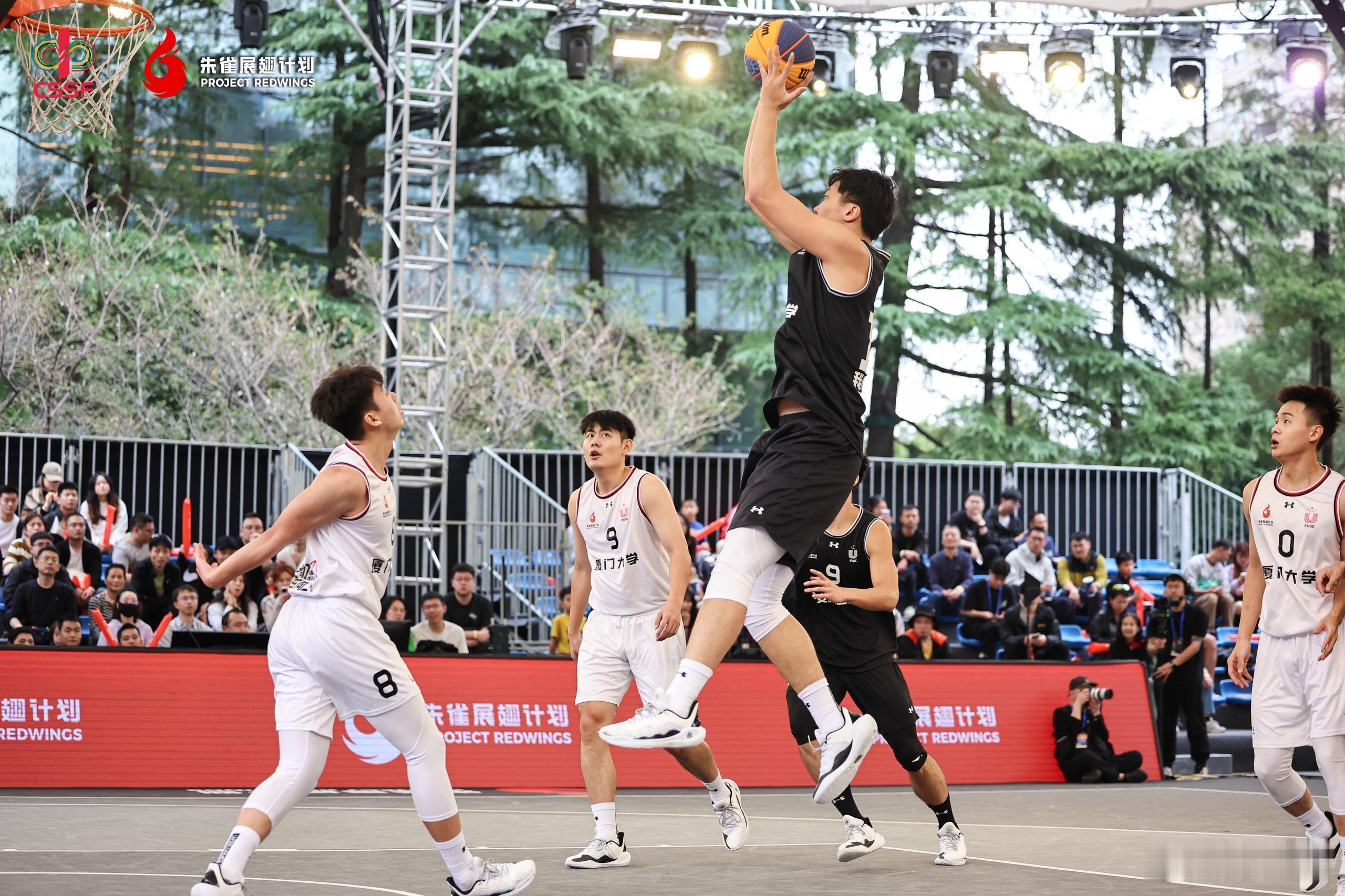 上海国际体育潮流文化节  朱雀展翅计划  激动人心的比赛，扣人心弦。一起关注中国