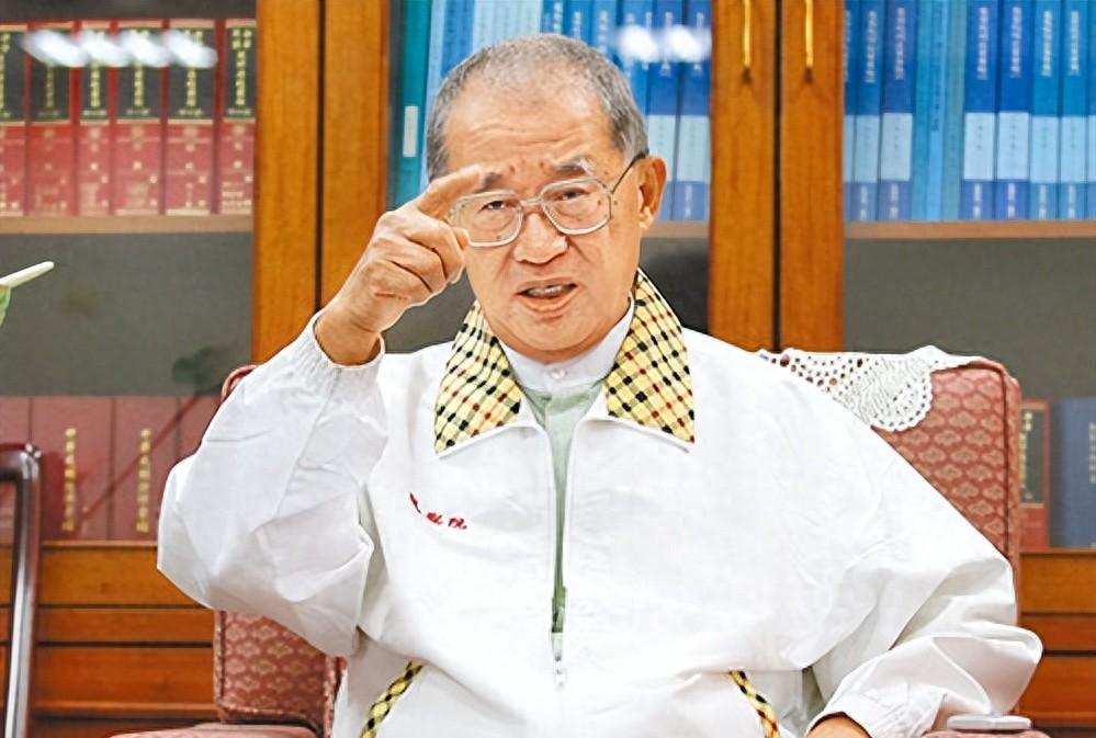 2024年1月13日快到了！台湾新党创党元老、前“监察院长”王建煊今日发文写道：