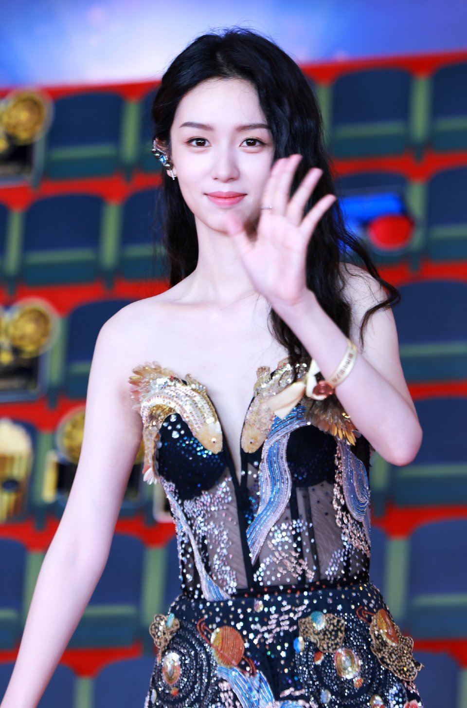 在你眼中我是谁周也周也谢清圆 ​​​