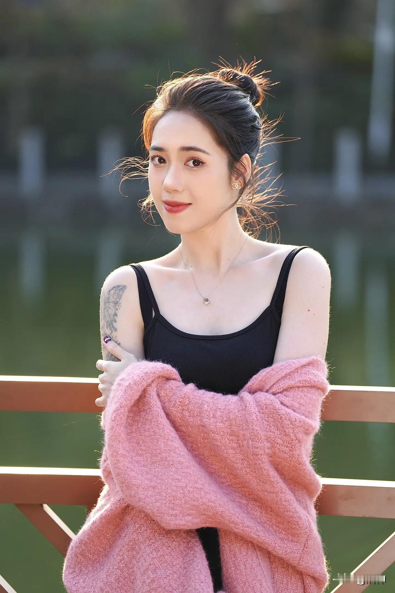 无需多虑盈亏事
人生小满胜万全
什么样的美才算惊为天人 一个女人的外貌重要吗 你