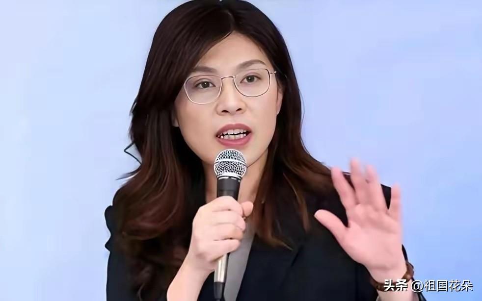 郑丽文再次就两岸关系进行表态！8月8日，根据岛内媒体报道，国民党主席郑丽文在接受