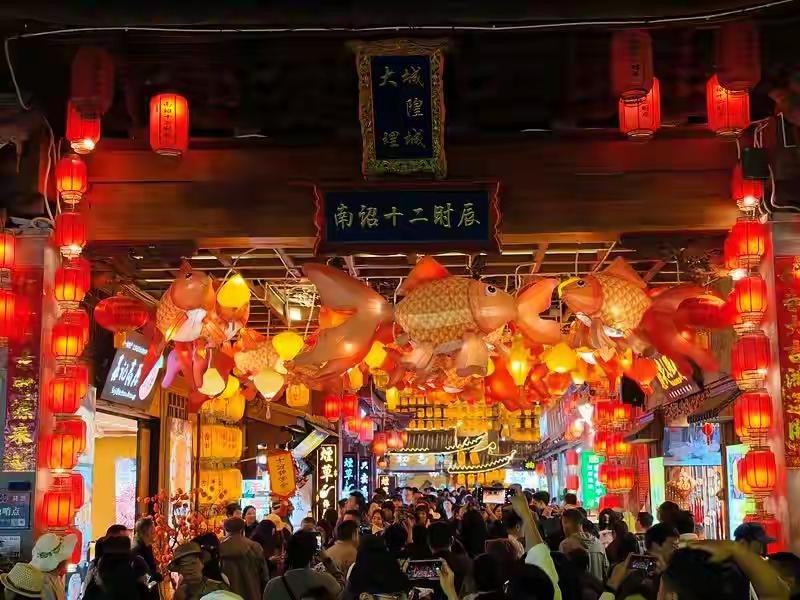 春节假期哪些景点更热门？一组数据盘点

春节假期哪些景点更热门？一组数据盘点
