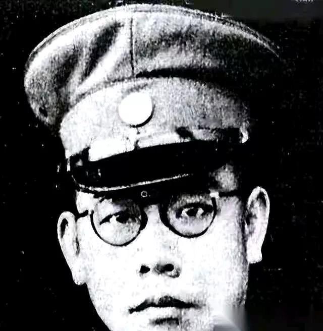 毛人凤敢抓吴石？
可别被电视剧误导了，给他一百个胆子他也不敢这么干。
这二者根本