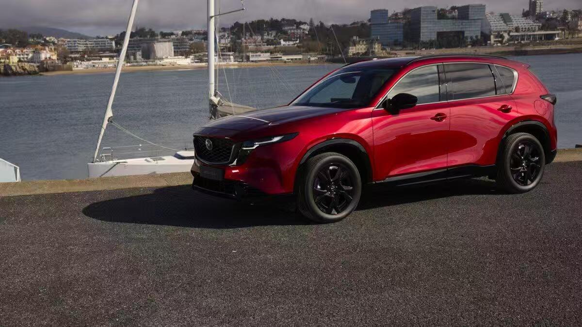 全新一代马自达CX-5官图发布 外观方面真的没得挑剔 魂动设计进行了升级 继续保