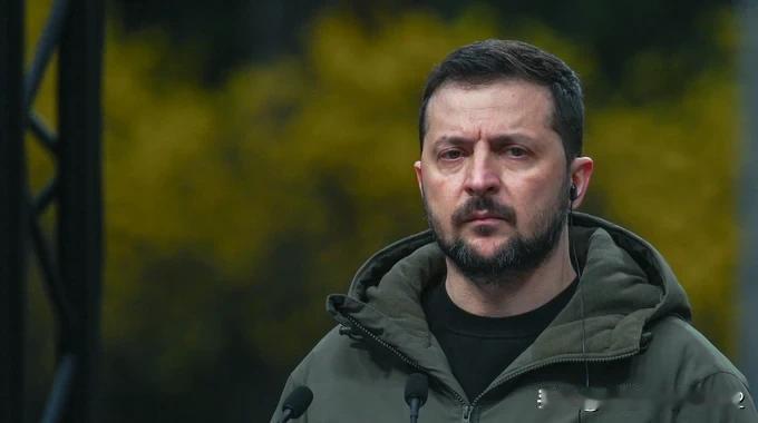 泽连斯基指示在各部队之间，公平分配人员


周三，泽连斯基以最高统帅部负责人的身