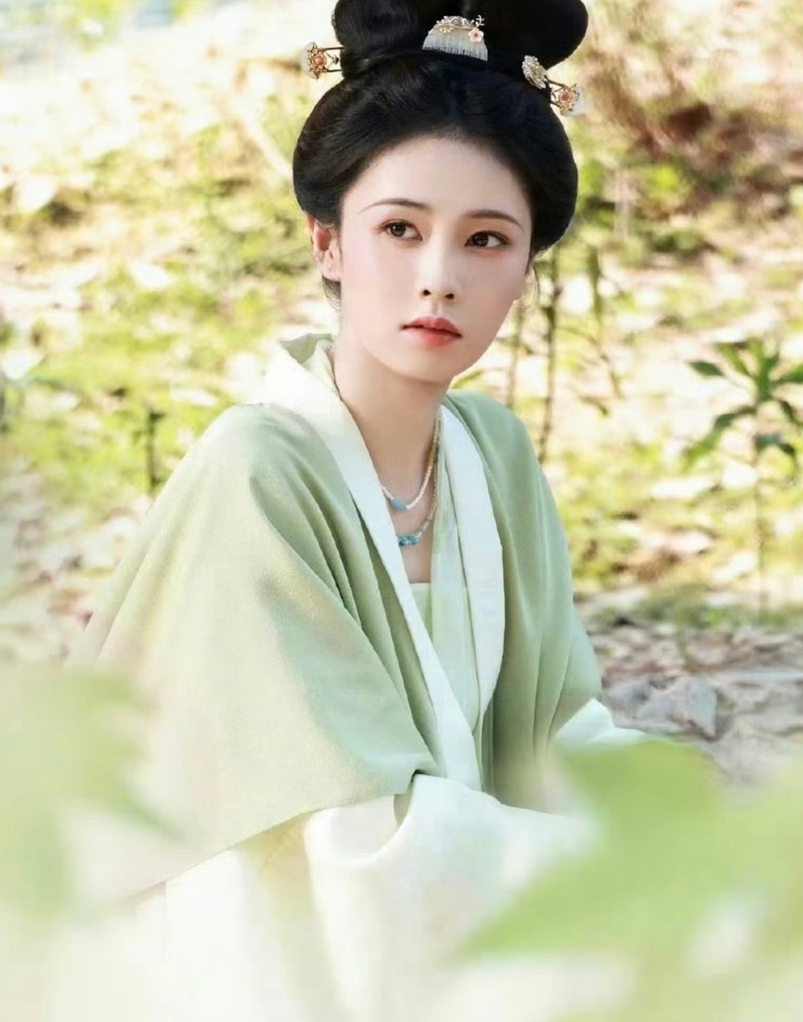 于正发文回应莫离剧本于正发文白鹿未参与莫离剧本探讨 蒙淇淇开撕白鹿于正力挺白鹿e