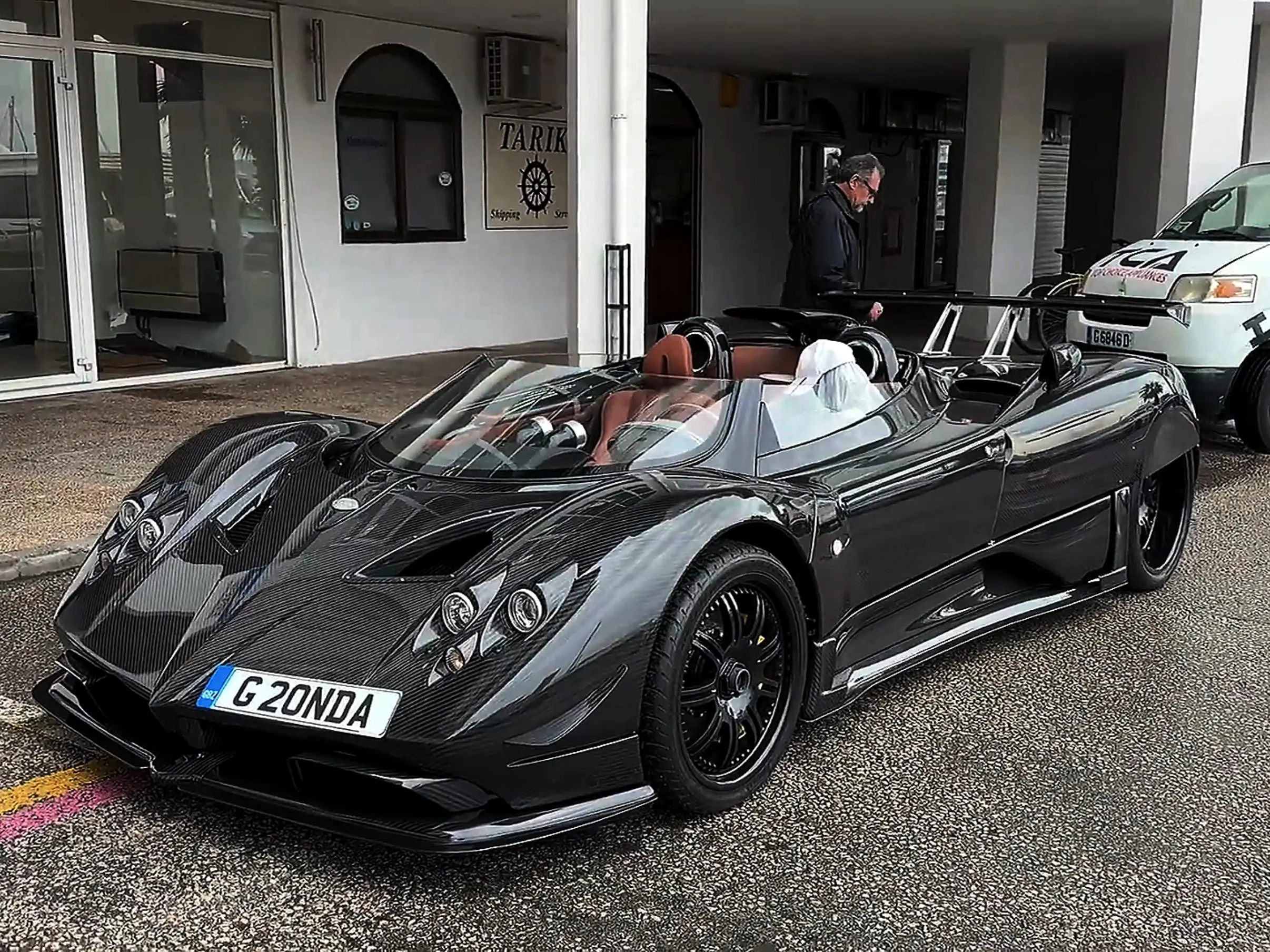 zonda hp barchetta 2号车 怎么没做好就先出来了藏了...