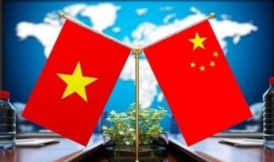 越南副总理范氏清茶8月20日刚说完“对华关系是头等优先”，8月26日总理黎明兴就