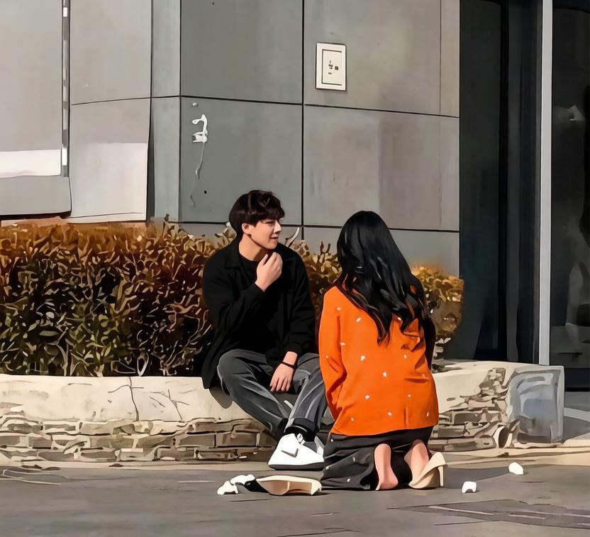 姑娘，你到底犯了多大的错，如此犯贱糟蹋自己？
你爹妈看到了一定很心疼。痴情人犯下