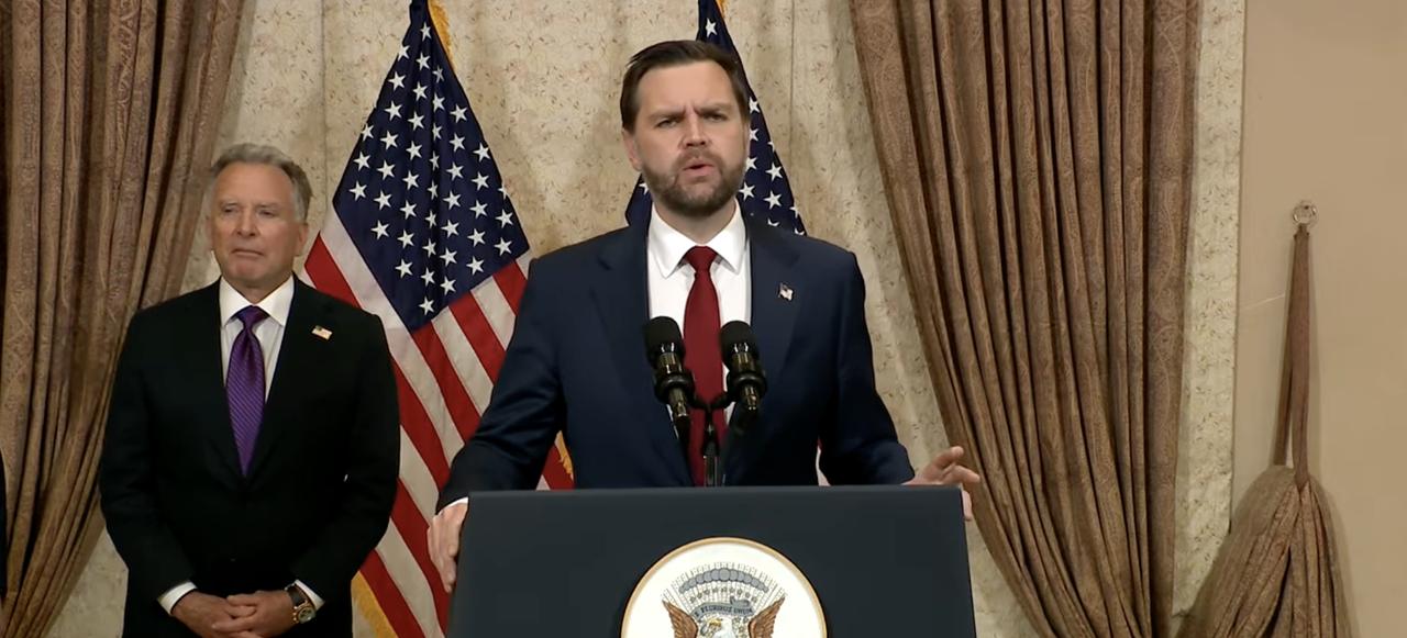 快讯！
美伊伊斯兰堡谈判破裂，分歧彻底摆上台面

 当地时间4月12日上午，美国