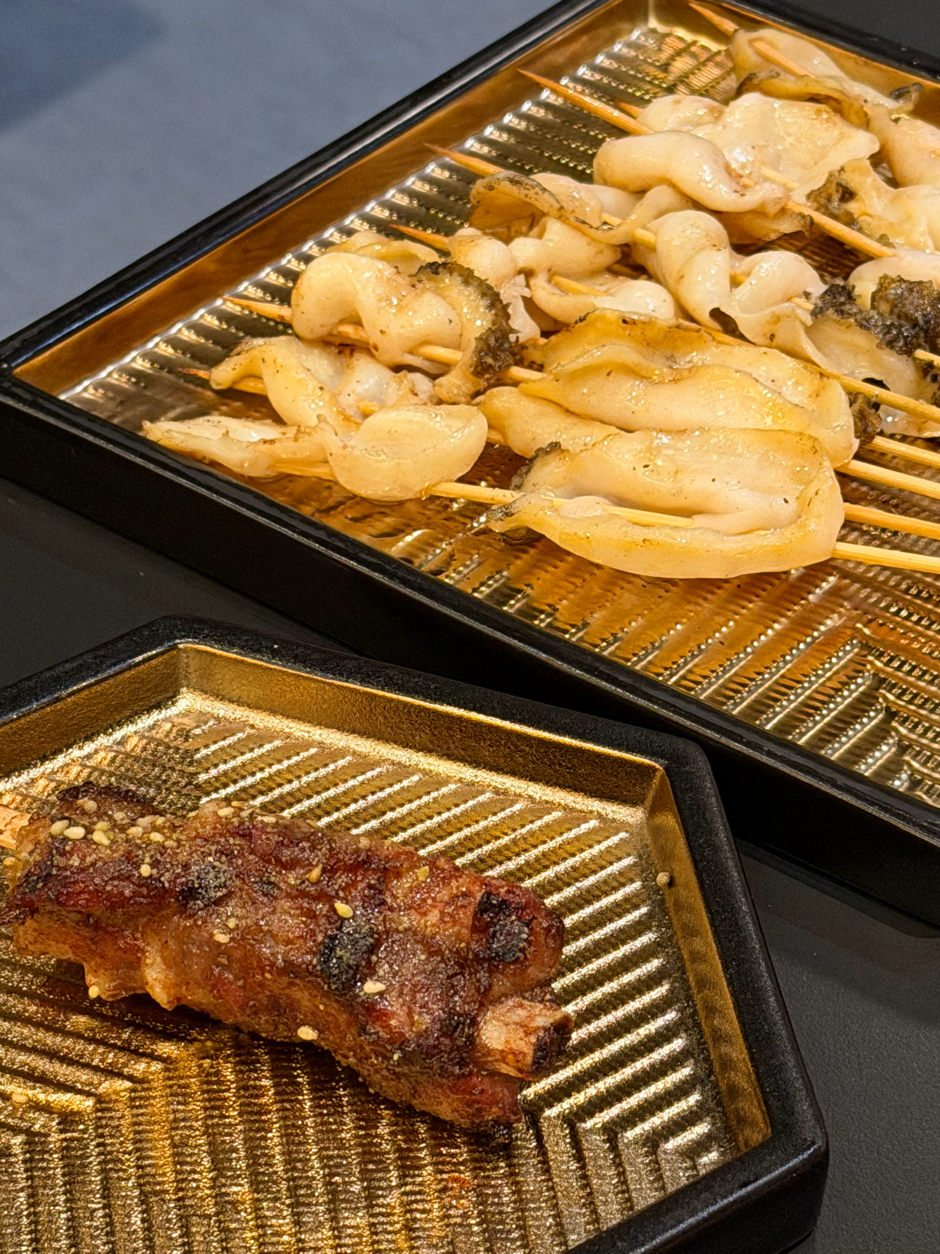 人是铁饭（炒米粉）是钢，干一天活，我又活了。人一旦吃过潮汕狮头鹅大粉肝，法国鹅肝