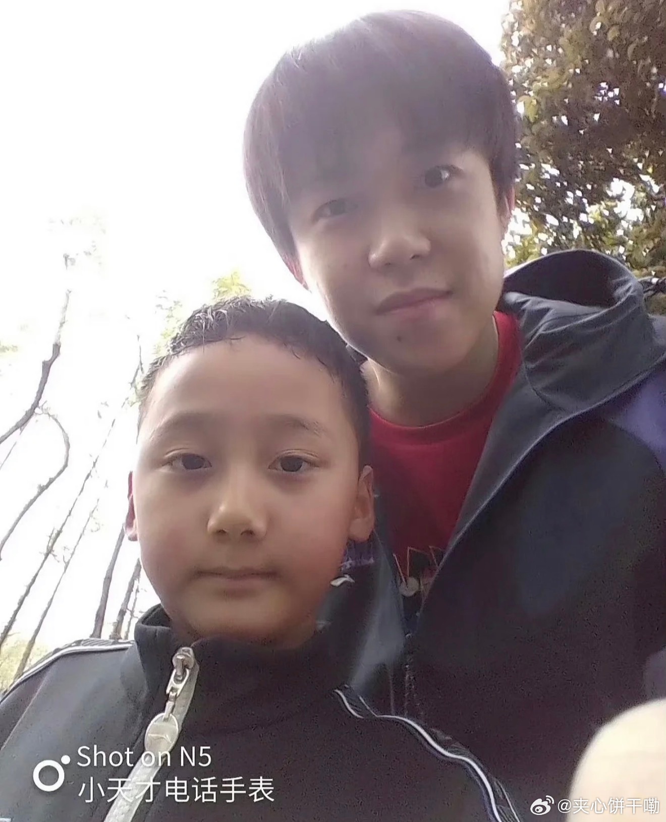 合照出来了，画质有点年代感