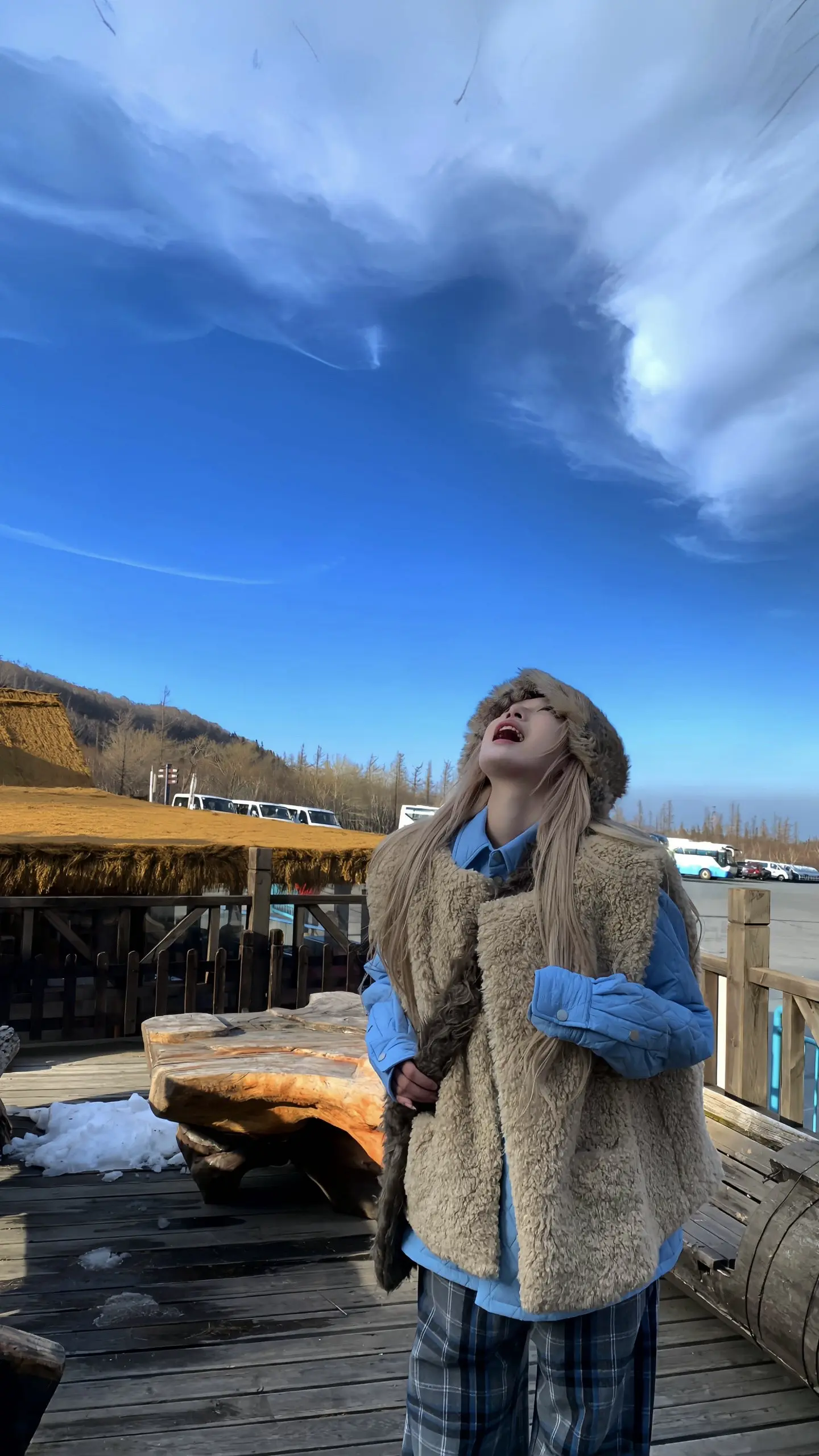 我想亲自看看 而不是听下山的说它有多美。