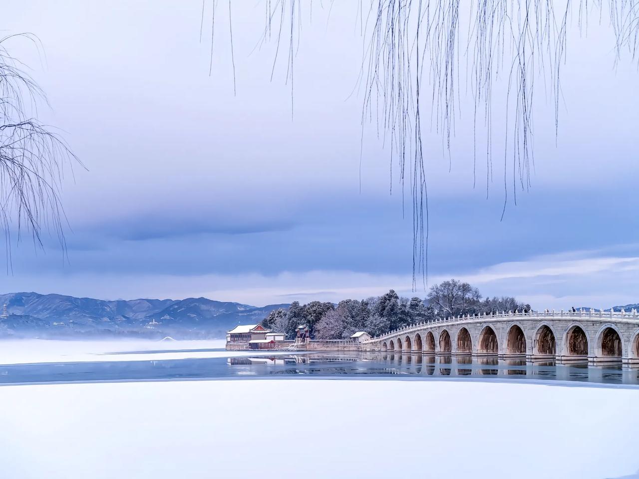 南京的一所排名前四的高中的班主任，把他的学生给我推荐过来，我从来没有给他送过礼，