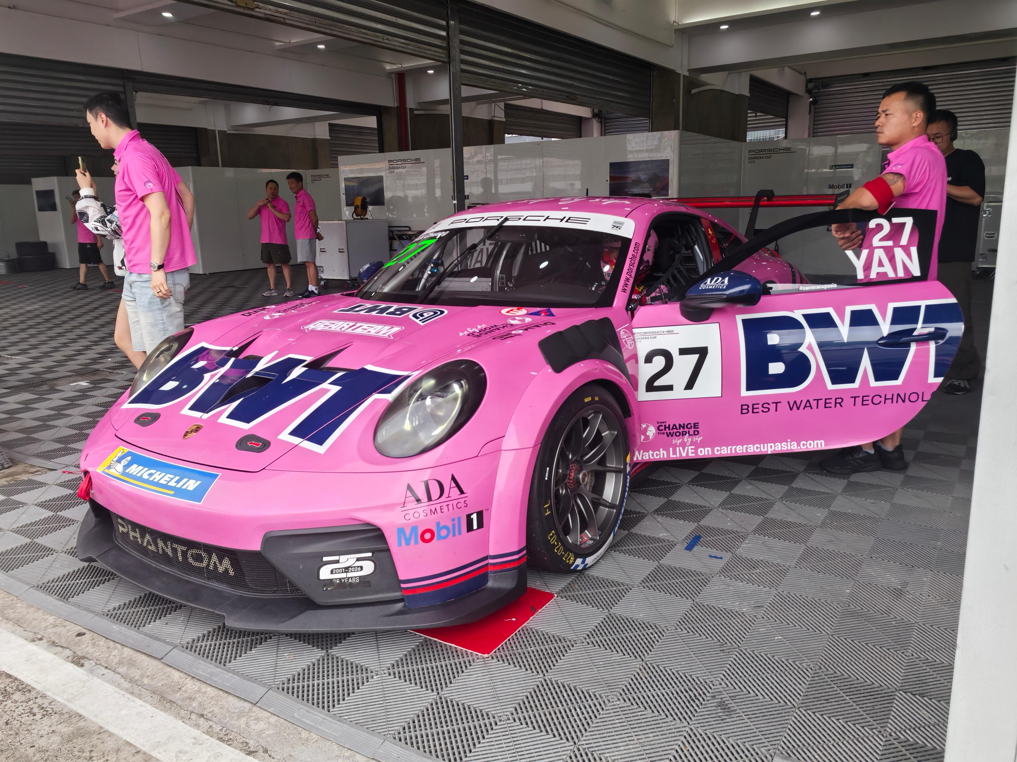 闯哥昨天躲过大鱼雷，加油今天比赛顺利 什么时候我能开上GT3 Cup，慕了太帅了