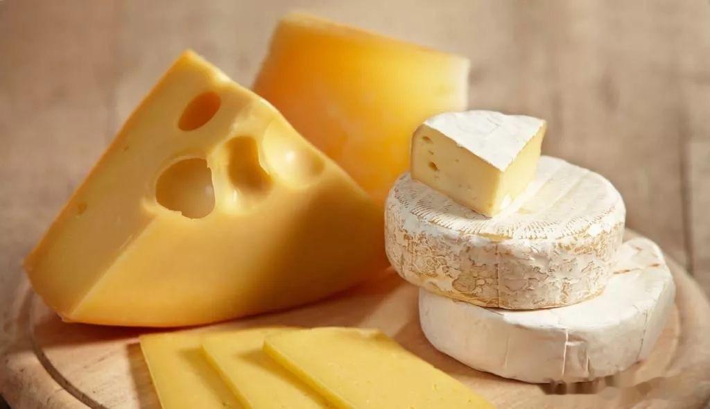 #你有消费奶酪的习惯吗##家庭营养关注计划##全民营养团# 越来越多的家庭会选择