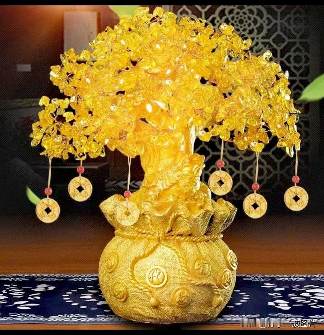 家有发财树，门迎富贵来。