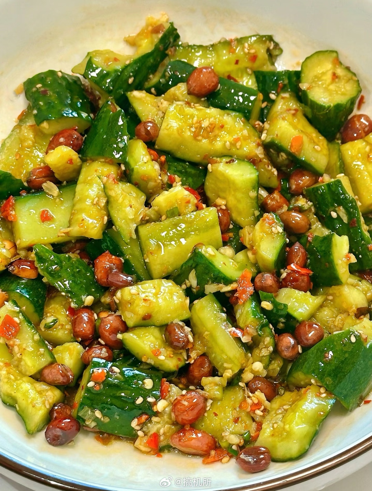 1200多家饭店拍黄瓜被举报这个问题跟西餐厅做三明治的很像，切三明治的刀是熟食刀