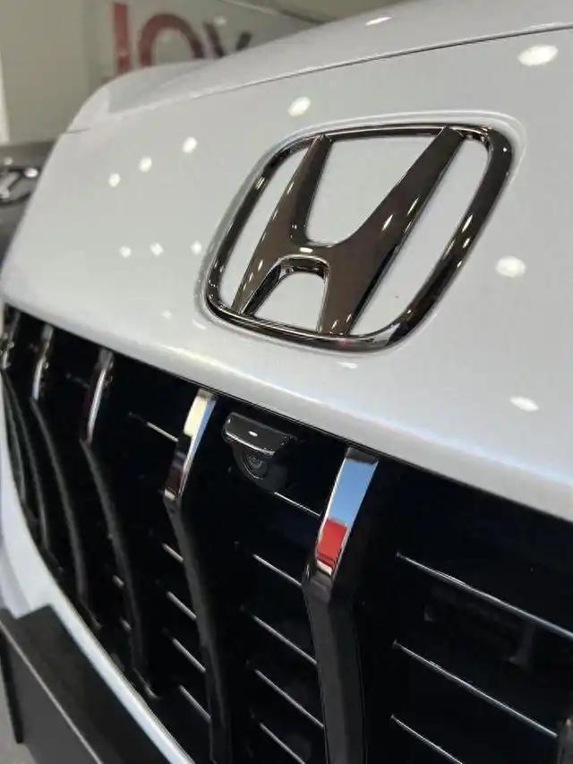 离谱！
3.22本田巨亏，电动化转型把家底亏光！
上市69年首次年度巨亏，最高亏