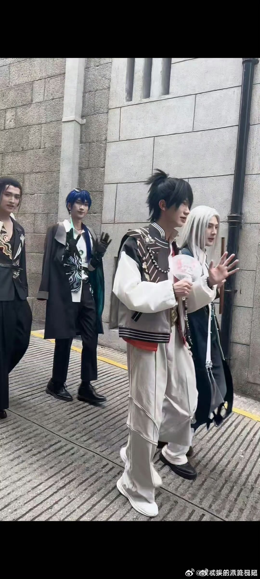 组合四个人风格不一样，但宠粉这件事全员统一标准最会媚粉的男团来了