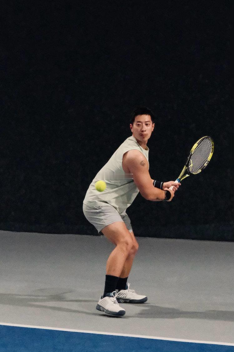 今天打出了灾难级的网球🎾拉黑新款TL黑胖子网球talking大会麦抠抠 我的日
