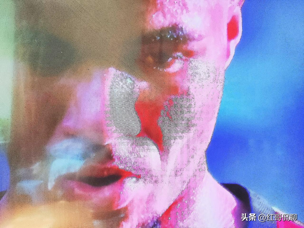 真没想到，美国人也能踢出如此美妙的弧线球，越过高大的波黑人墙，落入网底，也没想到