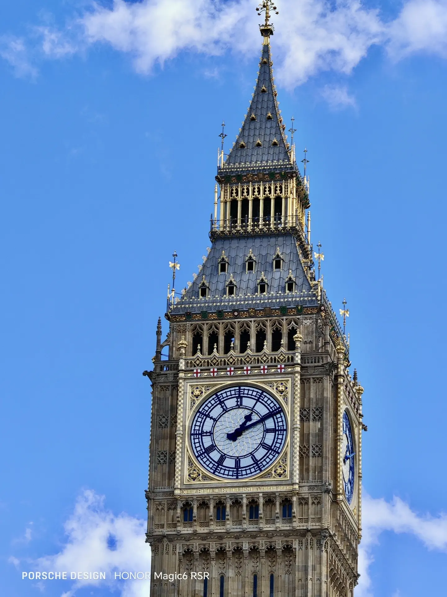 没人能对伦敦说拒绝吧？🇬🇧。圣诞快到了🎄  你想一起过节的人~