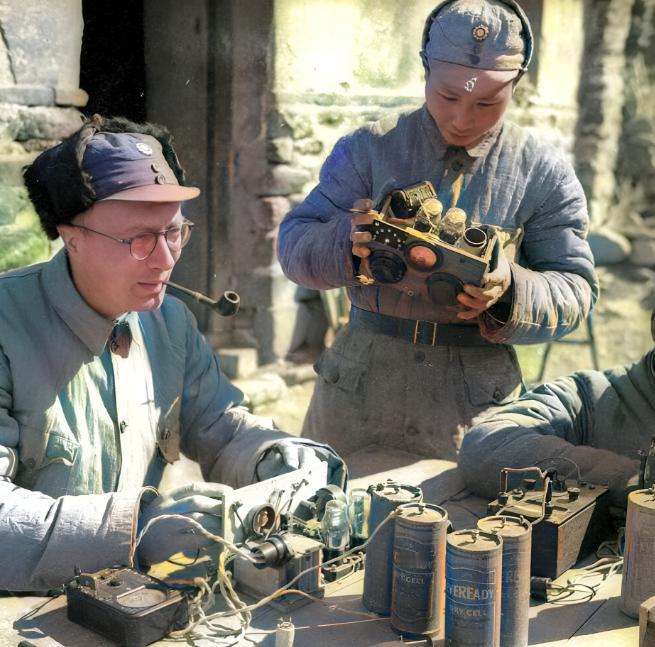 1943年春天，八路军晋察冀军区突然丢了作重要的一本电台密码本，掌握它的人不是敌