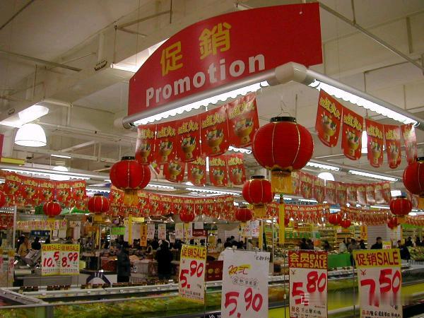 又！到！午！饭！时！间！了！
弱的问一句，大家中午打算吃什么？想破头皮，站在超市