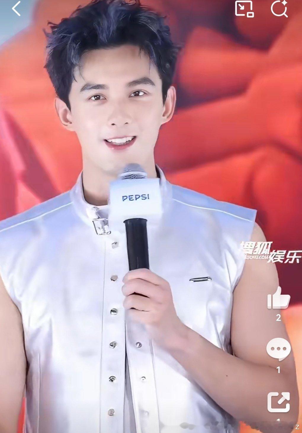 maybe又要扑了……现在这个颜值在成年男演员中感觉不是特别有前途啊……