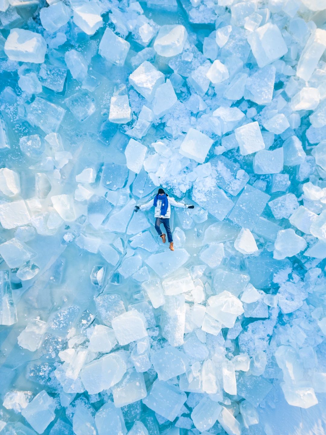 免费开放了🧊哈尔滨的蓝冰钻石海💎美哭了