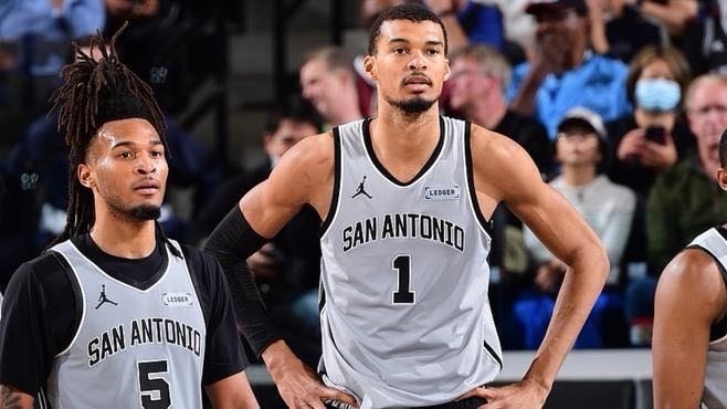 《119-115!马刺击沉快船,文班21分13板4帽,加兰25分10助,小卡缺阵