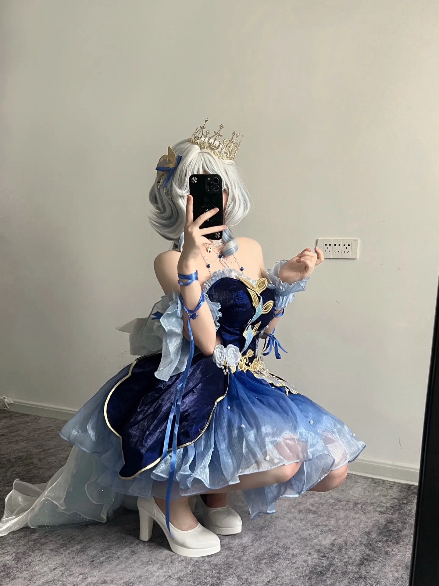 心情不好 钱留着也没用 这条抽3个人请我喝奶茶 原神枫丹芙卡洛斯