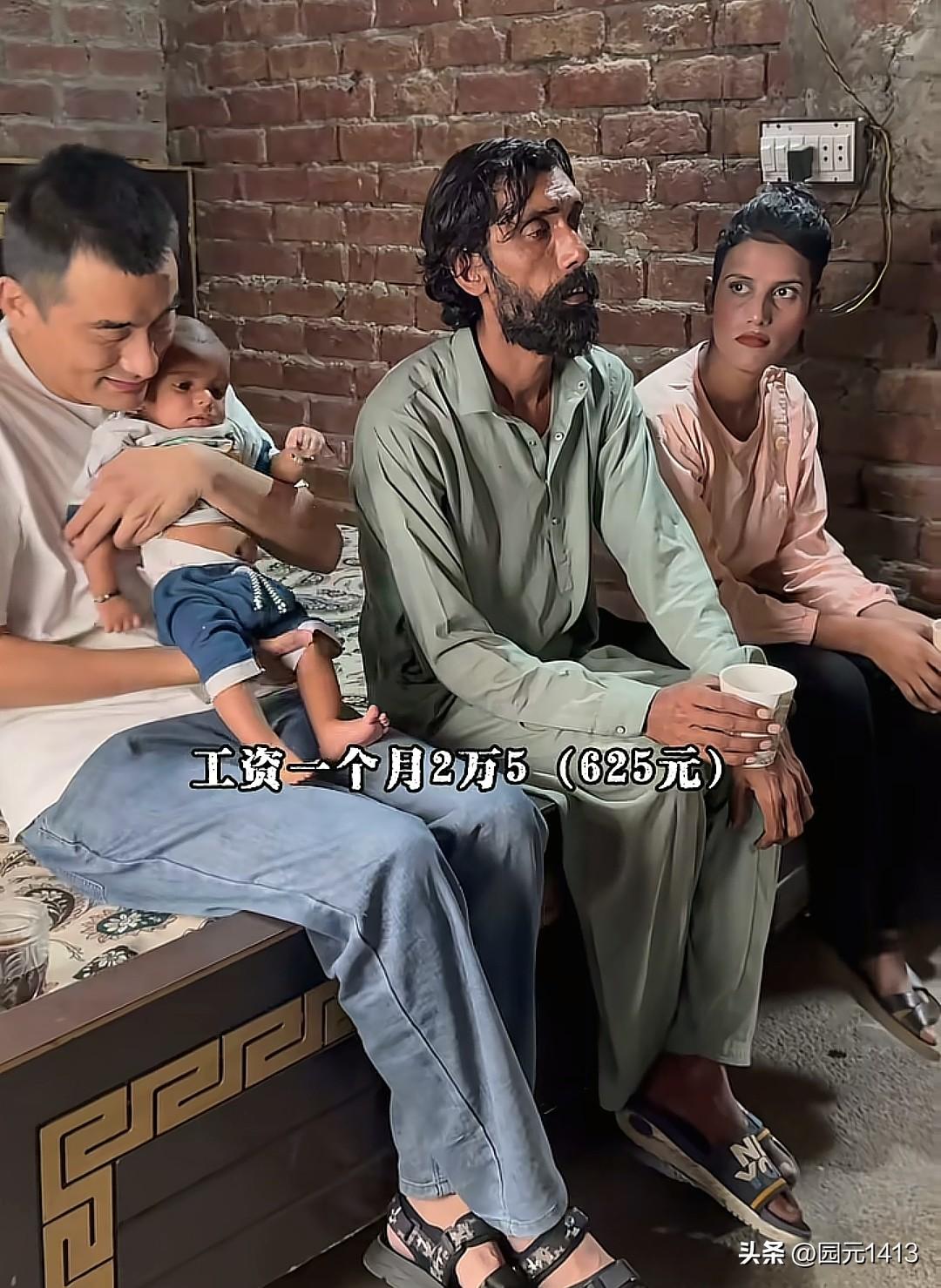 小赵和萨尼亚一起回娘家，看到老丈人家穷困潦倒。小赵也是无能为力，只能画大饼。一直