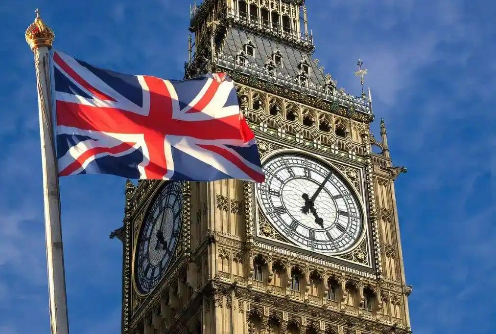 快讯！快讯！
 
1914年，英国官员麦克马洪突然宣布了所谓边界线方案。
 
1