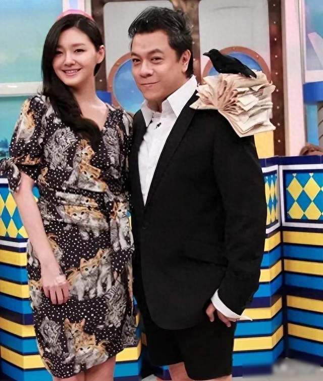蔡康永账号突遭清空，昔日温文尔雅变作