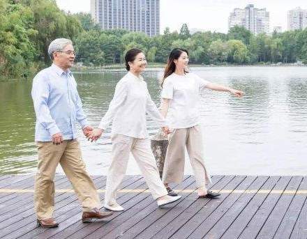 都说饭后散步能养生，你知道最佳起步时间吗？