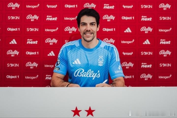 官方消息，诺丁汉森林从曼城签下33岁的德国门将奥尔特加，双方签约半年。官方公告诺