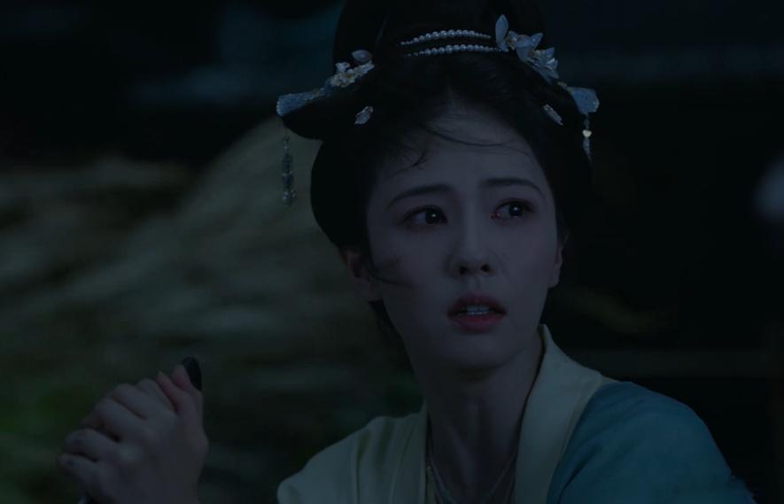 白鹿这张真的好像陈都灵 