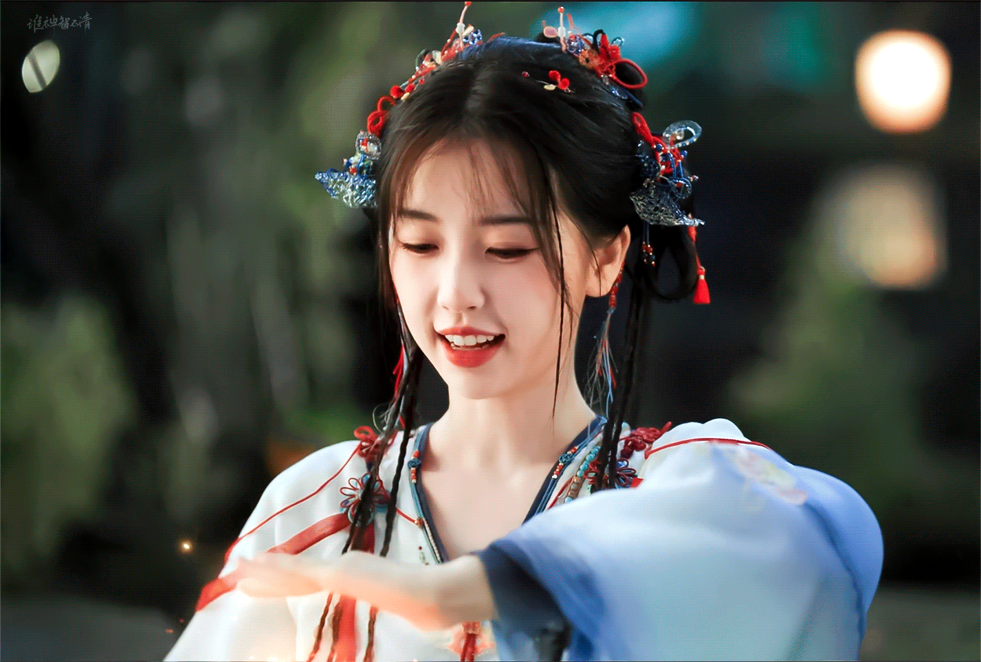 永夜星河 一键跟随妙妙~ 炸火花  破！！💣 