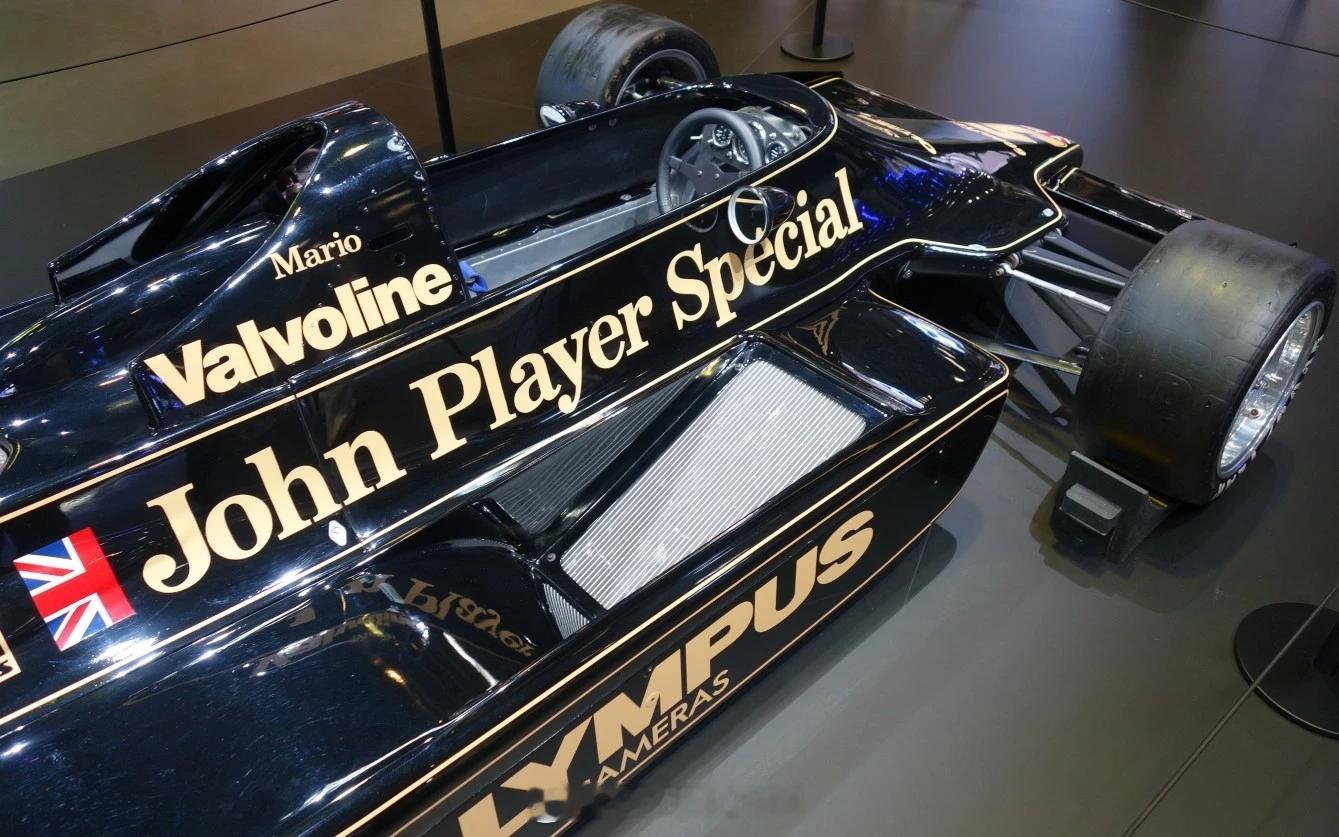 Lotus 79 