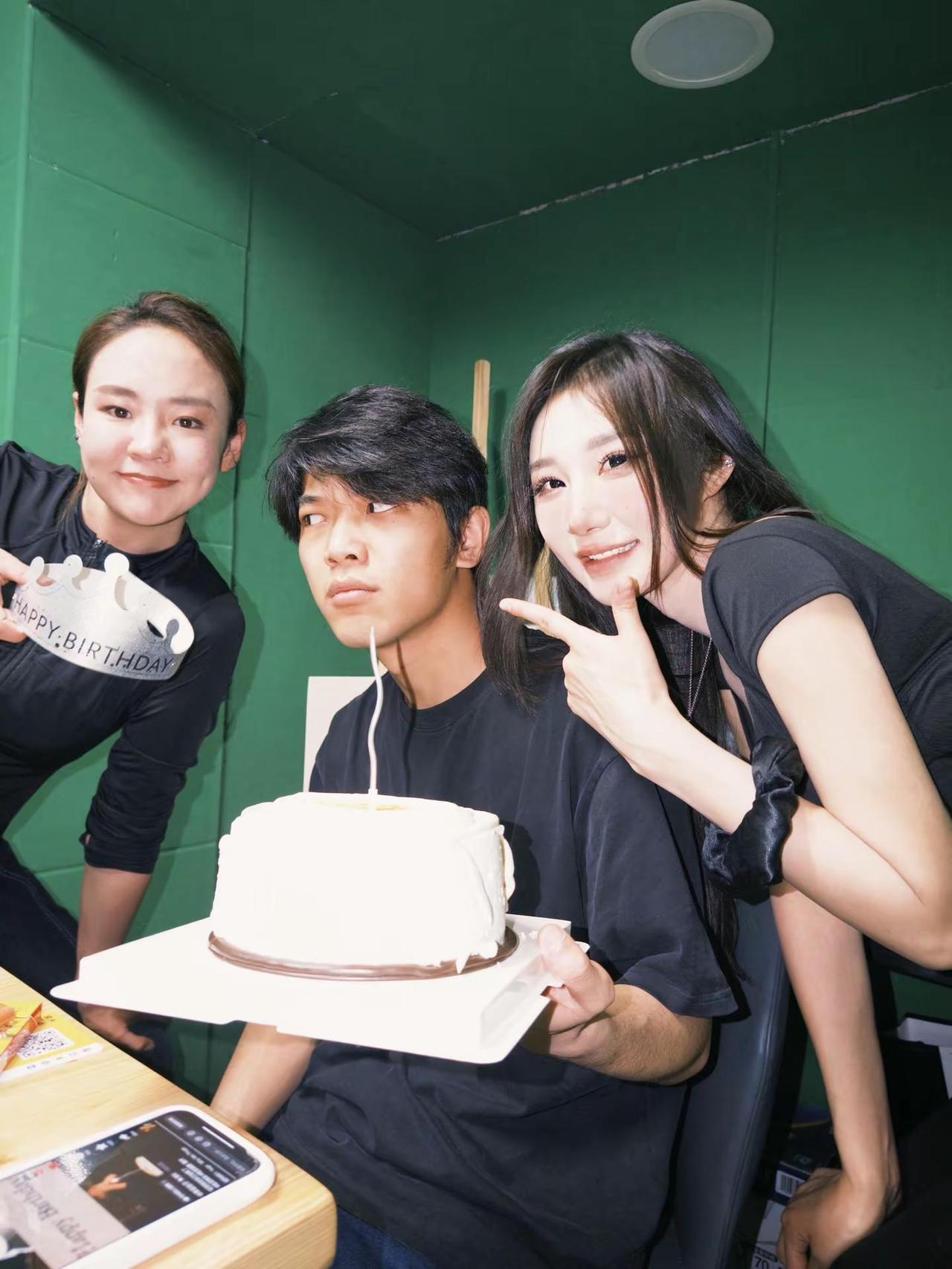 好喜欢过生日🥳🎞️🤣