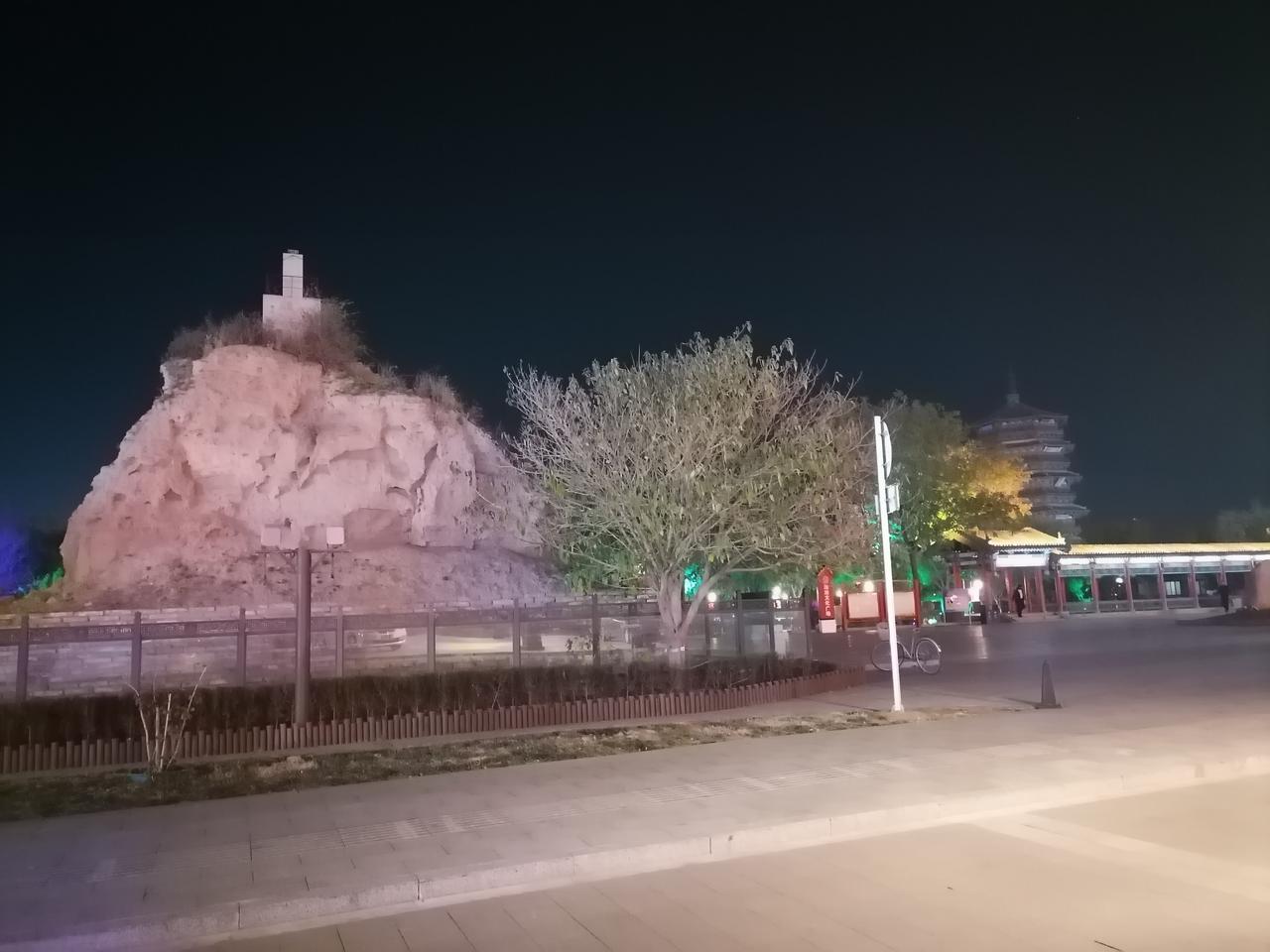 如果应县保留完整的土城墙，旅游景点会不会升级一个档次？
文化印记不应该只有文字，