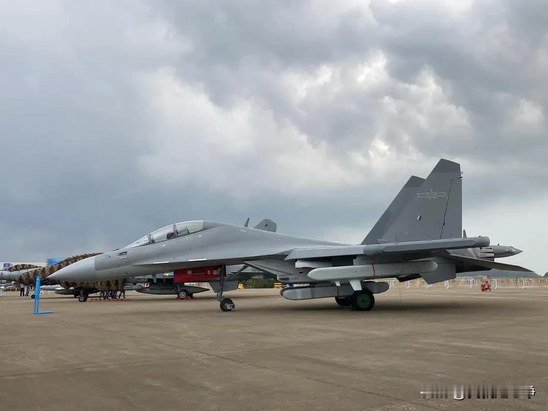 美国那边正在斩杀工程师，而咱们中国却在拼命的托举工程师。
此消彼长之下，中国的军