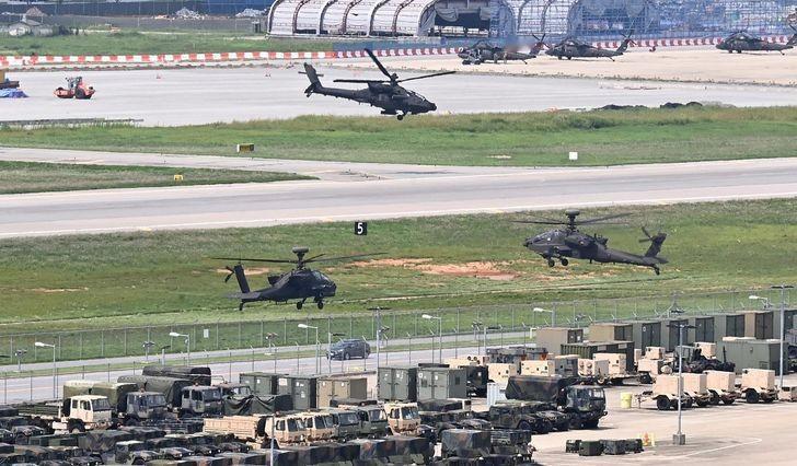 “干掉美军第7航空队”：8个韩国学生闯美军基地，不惜赌上十年刑期，也要换一个韩国