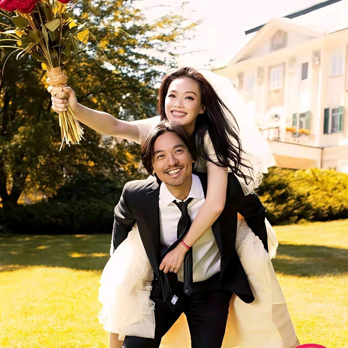 娱乐圈最通透深情的男人，当属冯德伦
 
娱乐圈太多权衡利弊的婚姻，唯独冯德伦格外